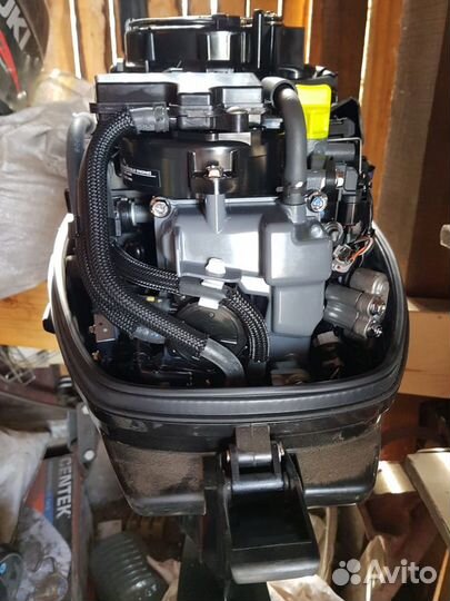Лодочный мотор Suzuki 15 (4т)