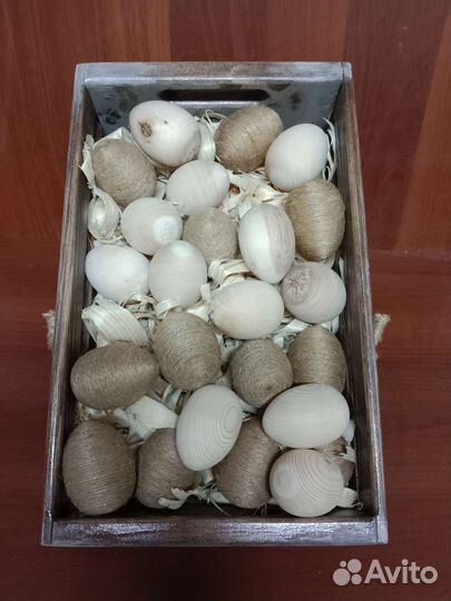 Яйцо декоративное деревянное