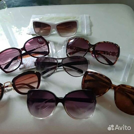 Очки солнцезащитные