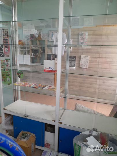 Стеклянные витрины