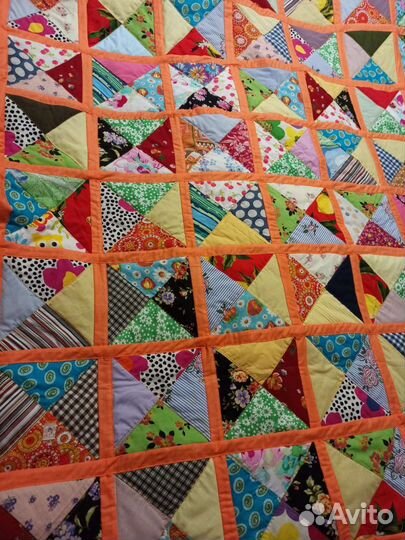 Лоскутное одеяло ручной работы