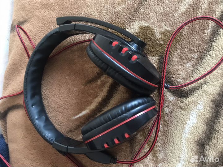 Игровые наушники с микрофоном