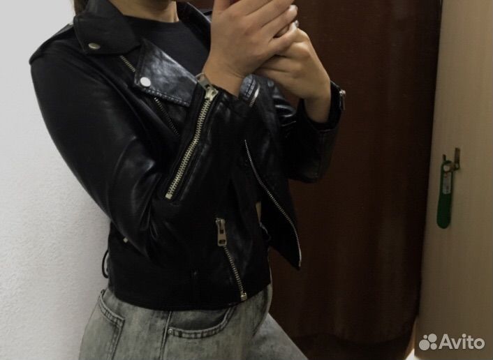 Куртка кожаная женская 42 размер