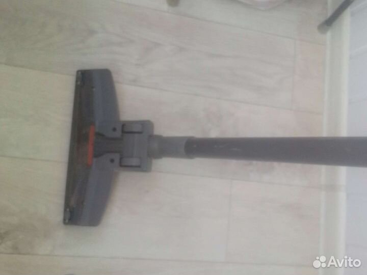 Щетка для пылесоса и мешок для сбора пыли