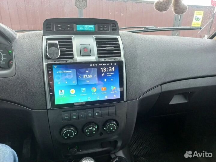 Магнитола UAZ Patriot Teyes X1 2/32 DSP