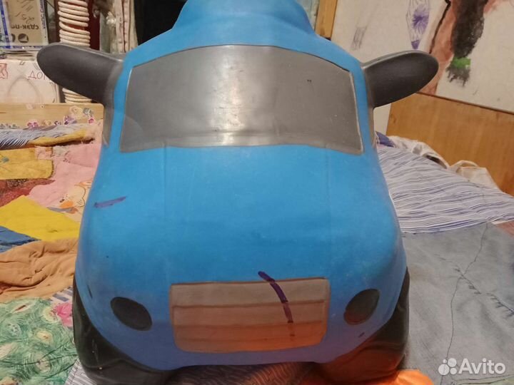 Машинка надувная резиновая прыгун