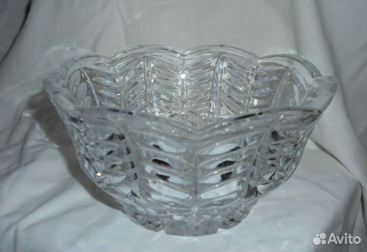 Хрустальная (стекло) красивая посуда