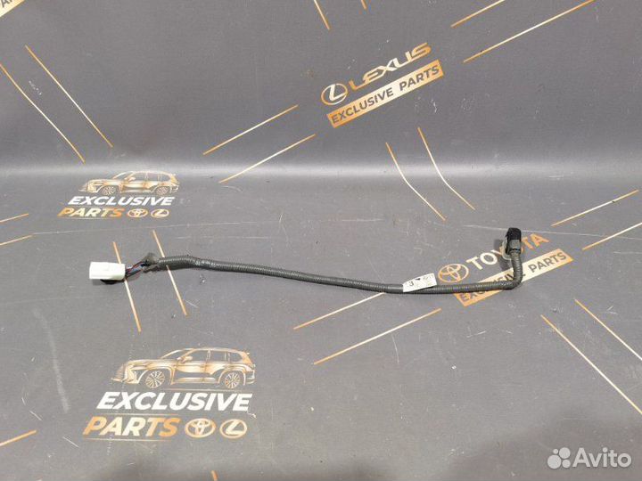 Проводка помпы электрической Toyota Land Cruiser