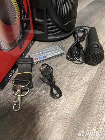 Музыкальная колонка новая