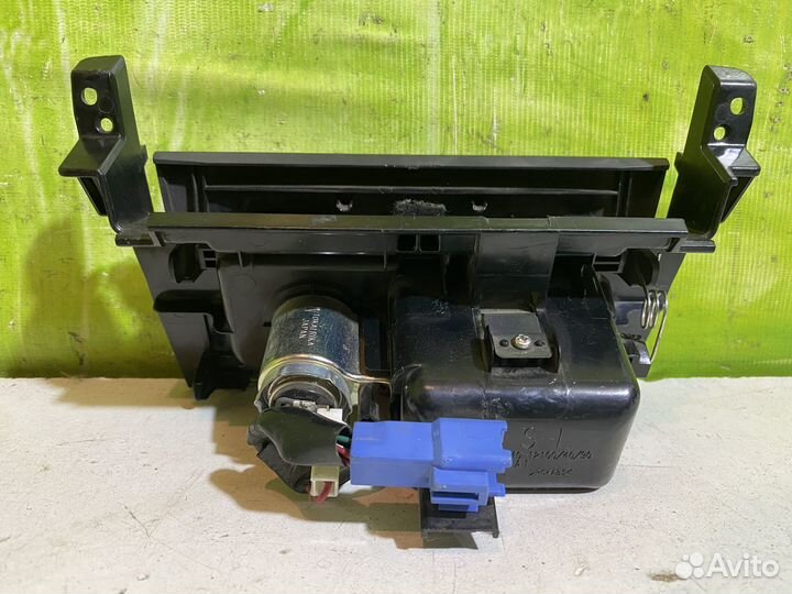 Пепельница передняя Toyota Corolla E15 5544012100