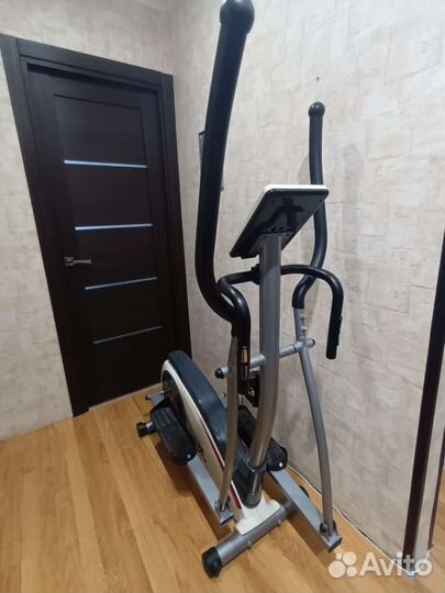 Эллиптический тренажер