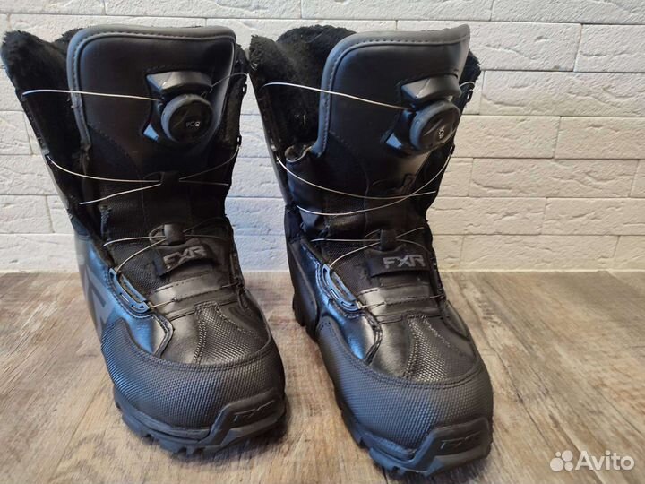 Снегоходные ботинки FXR
