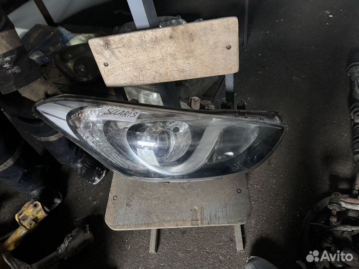 Фара правая Hyundai Solaris
