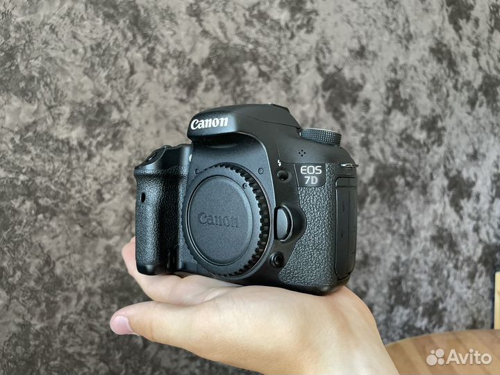 Canon EOS 7D