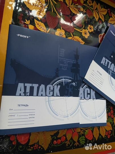 Тетрадь в клетку 12 листов