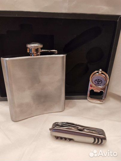 Подарочный набор фляжка