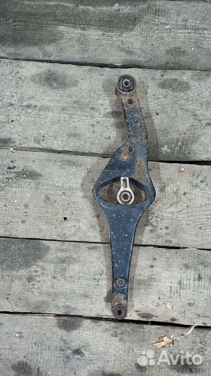 Тяга на заднюю балку альмера 2001 года