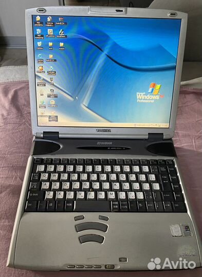 Ноутбук toshiba