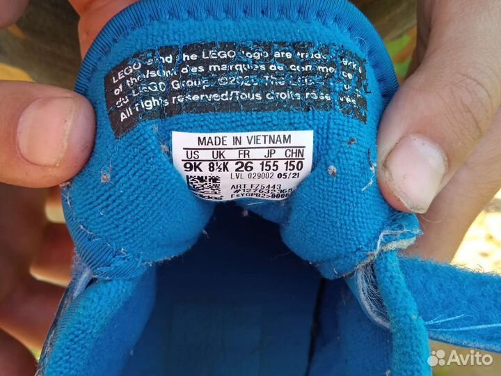 Колоборация лего и адидас оригинал