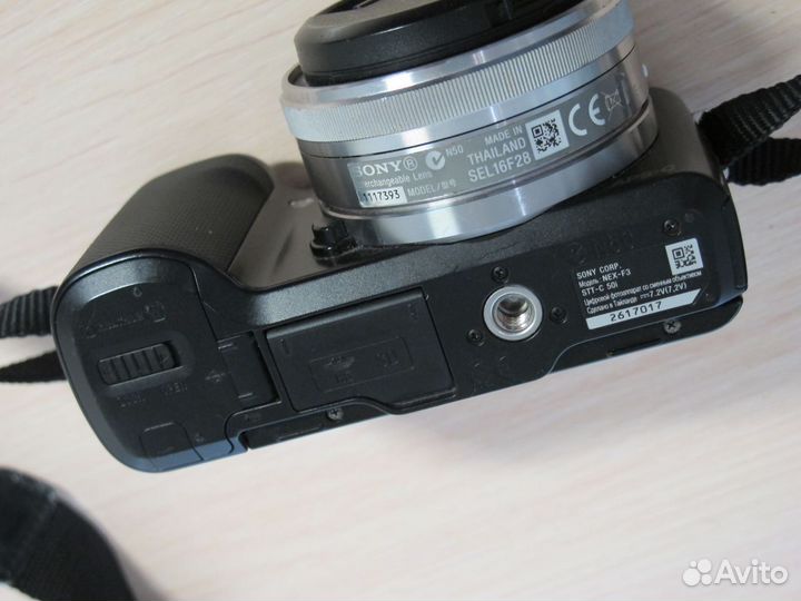 Фотоаппарат Sony Alpha NEX-F3 + Объектив Sel16F28