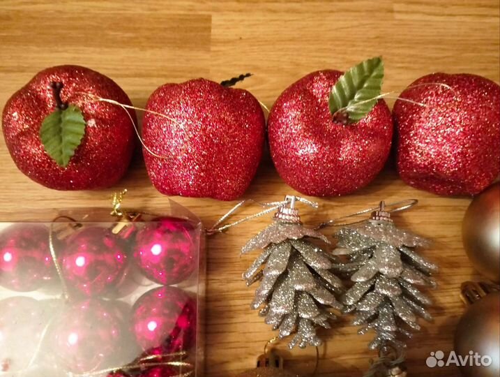 Елочные игрушки