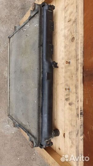 Радиатор охлаждения Toyota Land Cruiser 200