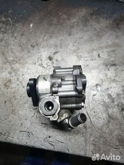 Насос гур audi a8 д3