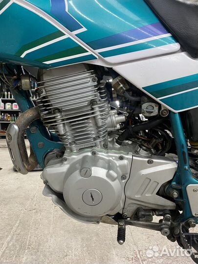 Yamaha Serow 225