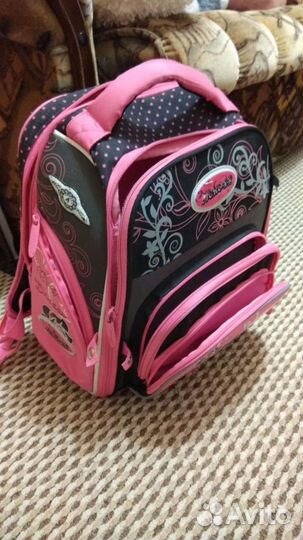 Рюкзак школьный