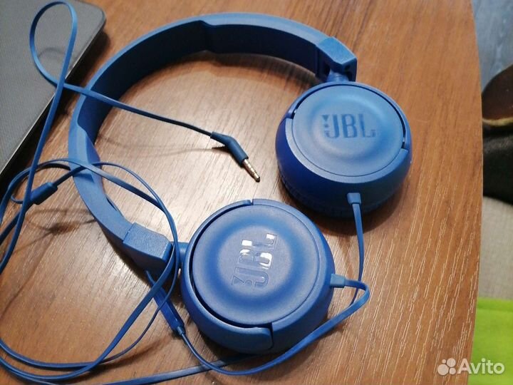 Проводные наушники jbl