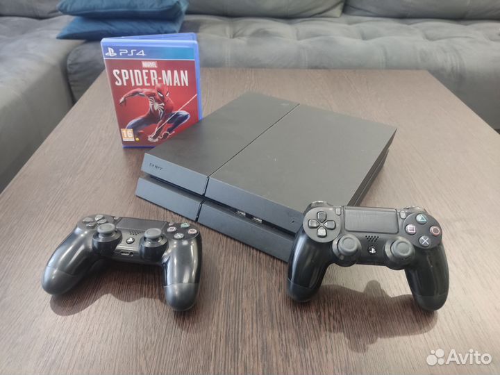 PS4 1Tb+2 джоя+Spider man+50 игр