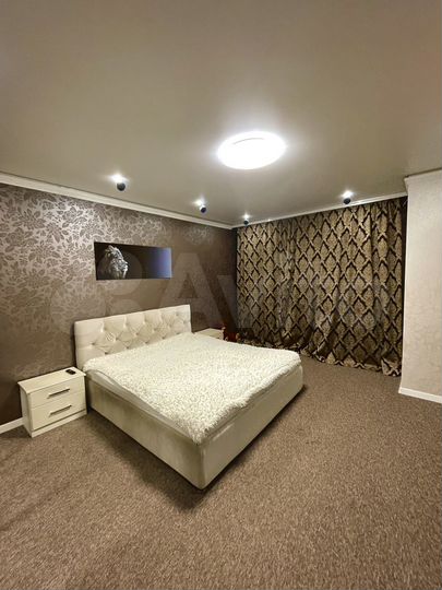 2-к. квартира, 70 м², 3/5 эт.