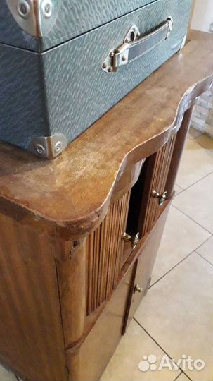 Старинная антикварная мебель тумба