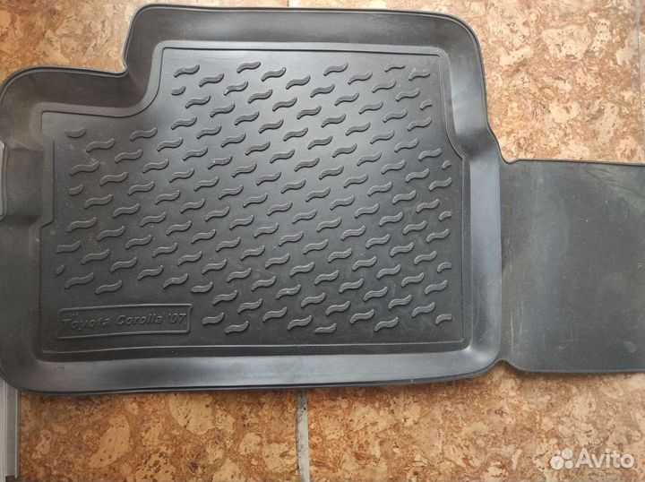 Комплект ковриков в салон toyota оригинал