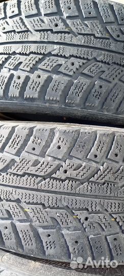 Marshal I'Zen Stud Snow KW11 225/60 R17