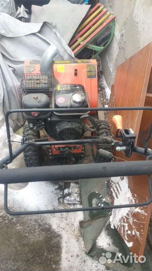 Снегоуборочная машина бензиновая бу