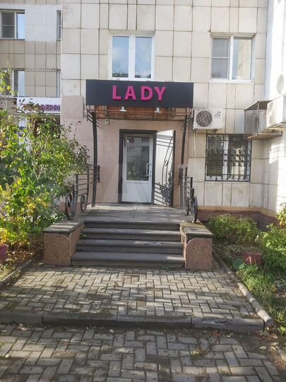 Торговая площадь, 63 м²
