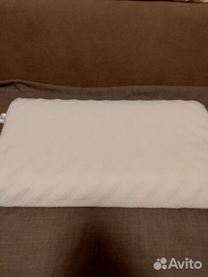 Подушка ортопедическая натуральный латекс