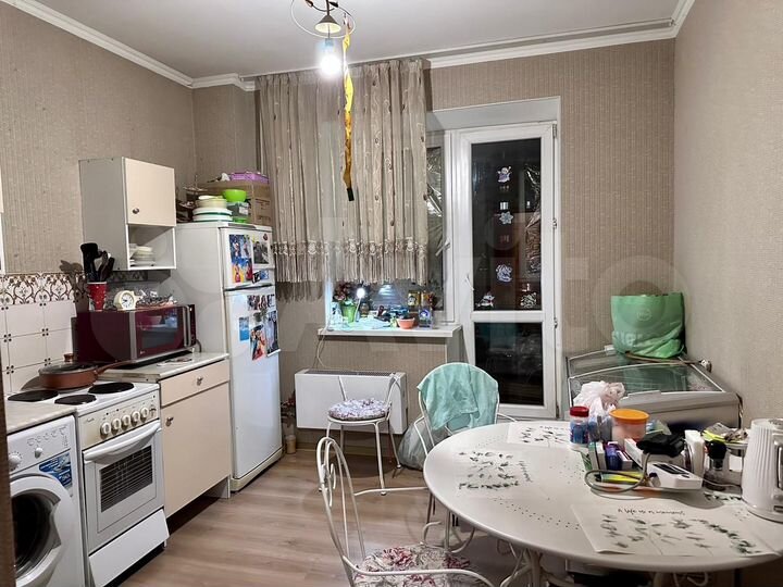 2-к. квартира, 57 м², 6/14 эт.