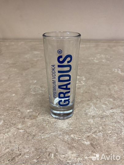 Стопки и стаканы