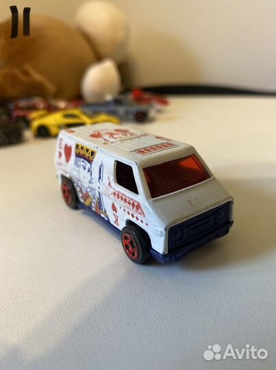 Hot wheels машинки