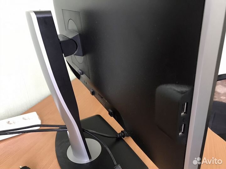 Монитор Dell u2312