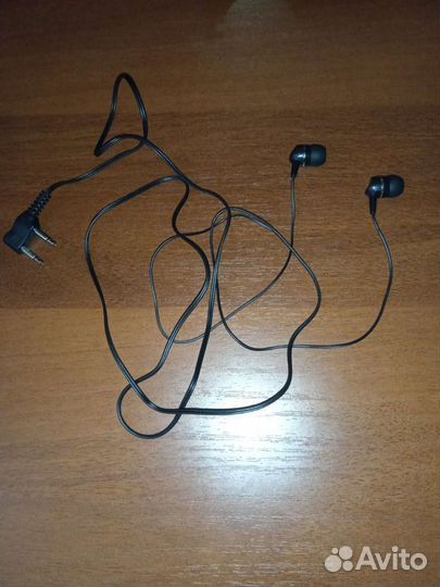 Наушники Новые