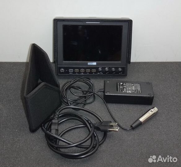 Накамерный монитор Comodo VB-1950US M7pro