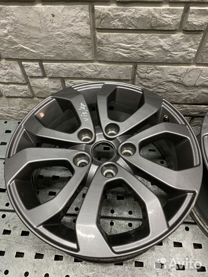 Suzuki Vitara Диск колесный литой R16