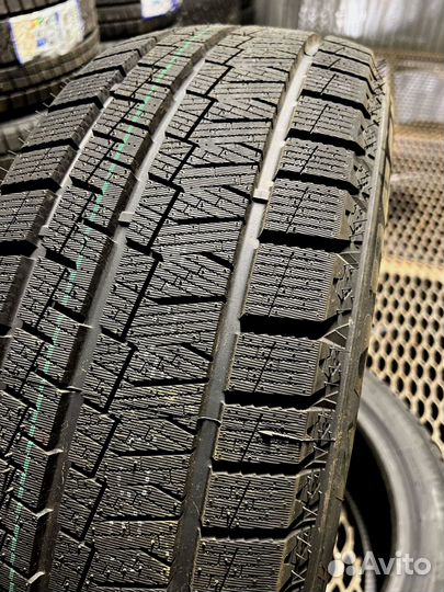 Kapsen SnowShoes AW33 245/60 R18 144T
