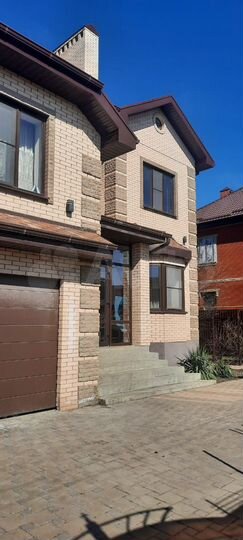 Дом 410 м² на участке 6 сот.