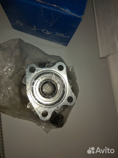 Ступица задняя Lexus RX300 Toyota Highlander