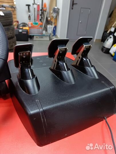 Руль Logitech G29 Driving Force