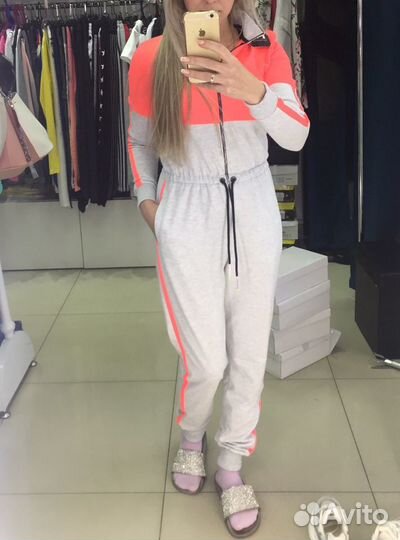 Комбинезон женский